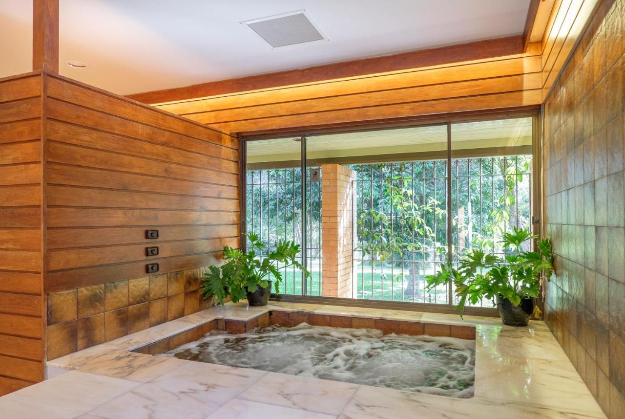 Spacious Hideaway Retreat, Brookfield, Brisbane Ngoại thất bức ảnh